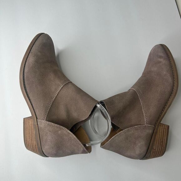 Lucky brand Grey suede ankle boots 8 - Picture 5 of 7